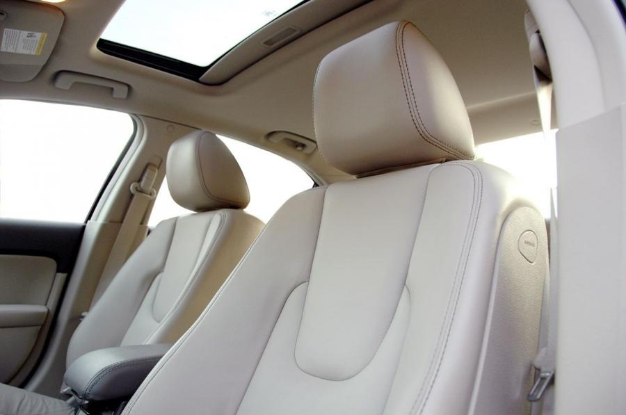  Ford Fusion Hybrid 2010 года  (US) (фото 98 из 111)